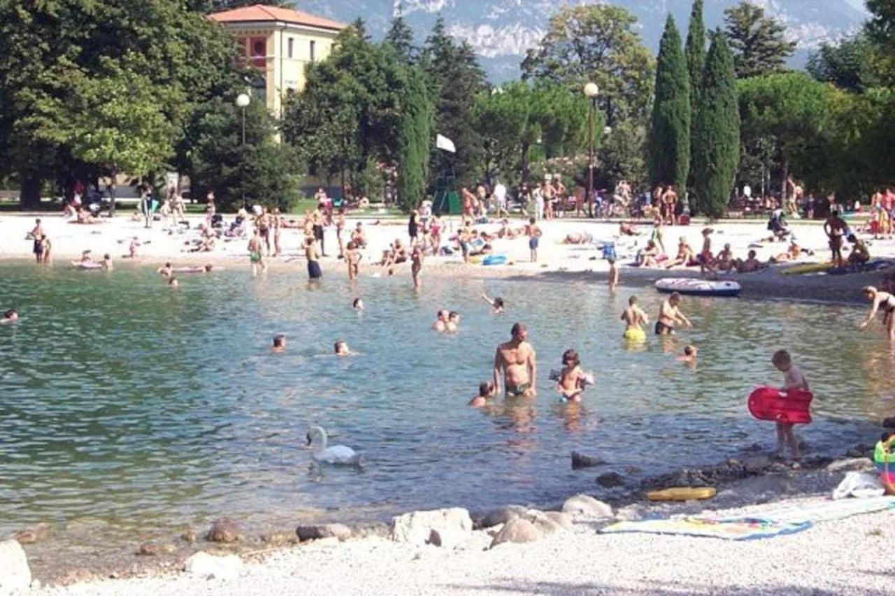 Relax Suite Holiday Apartment Cin It02215Cpajvf Riva del Garda Exteriör bild
